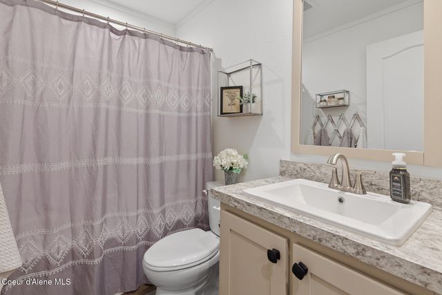 1664 W Bounty LOOP, Hayden, ID 83835