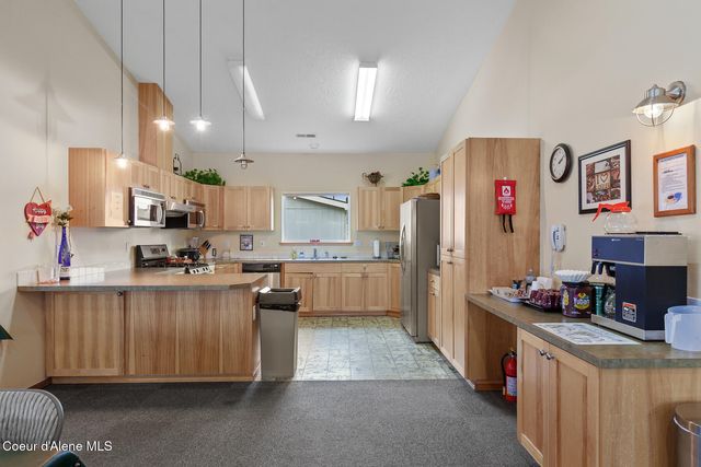 1664 W Bounty LOOP, Hayden, ID 83835