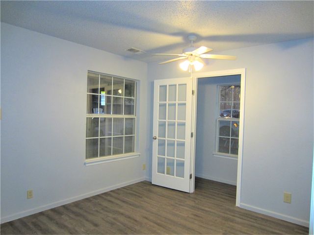 501 Mounts Avenue, Denton, TX 76201