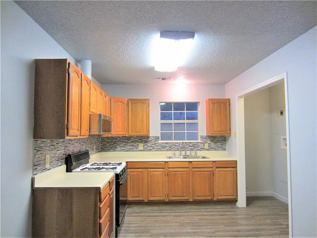 501 Mounts Avenue, Denton, TX 76201