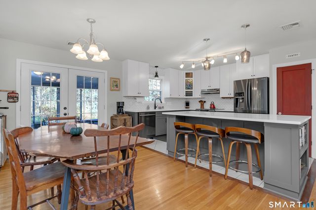16 Marion Road, Bethany, CT 06524