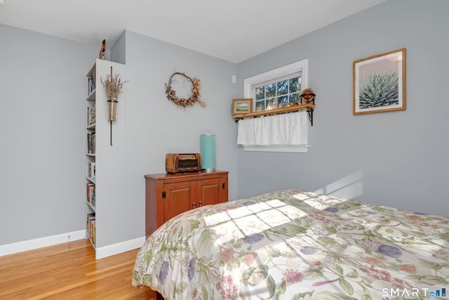16 Marion Road, Bethany, CT 06524
