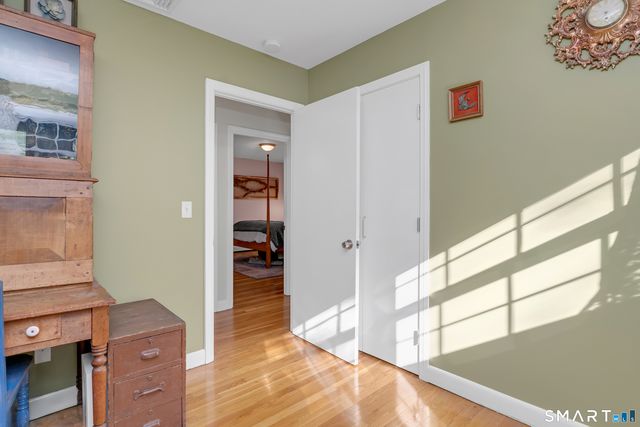 16 Marion Road, Bethany, CT 06524