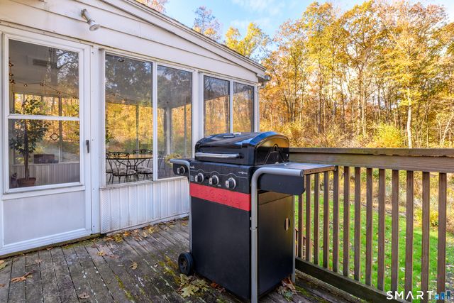 16 Marion Road, Bethany, CT 06524
