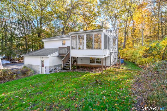16 Marion Road, Bethany, CT 06524