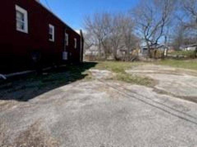 1306 Wood Avenue, Kansas City, KS 66104