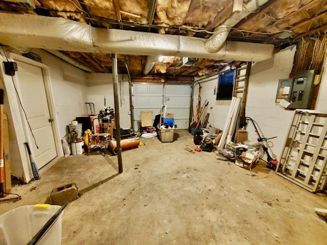 2268 Provo Dr, Clarksville, TN 37040