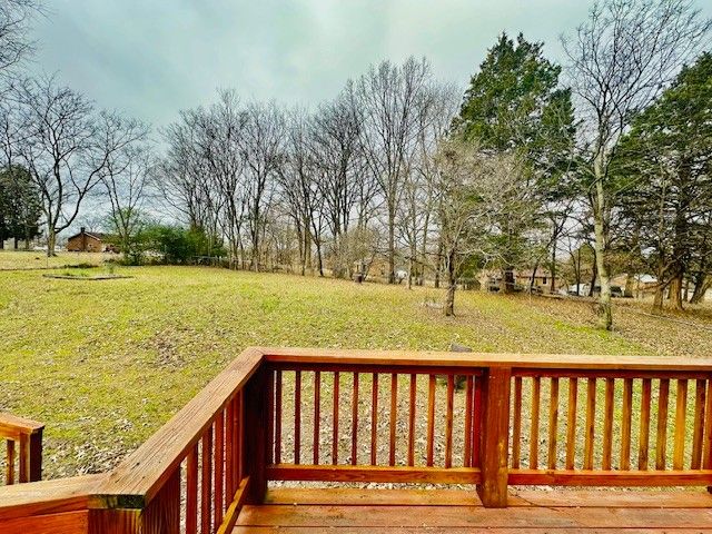 2268 Provo Dr, Clarksville, TN 37040