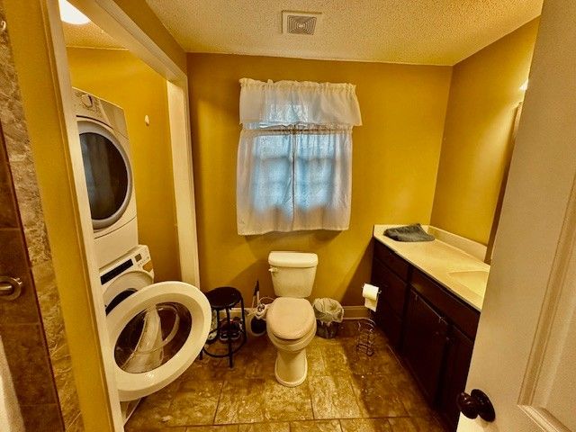 2268 Provo Dr, Clarksville, TN 37040