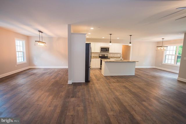 918 S PARK DR, Salisbury, MD 21804