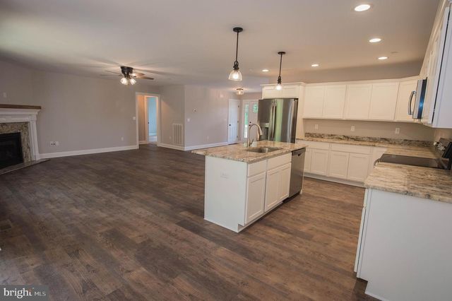 918 S PARK DR, Salisbury, MD 21804