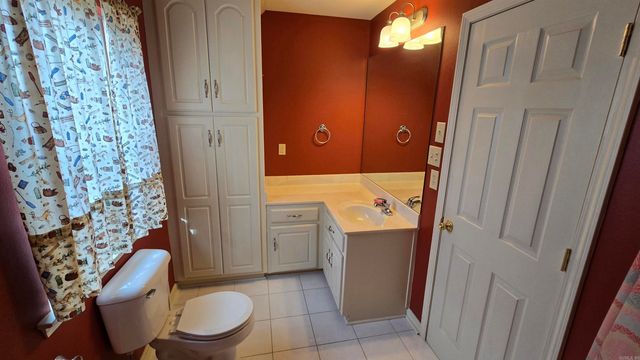 741 E Main, Austin, AR 72007