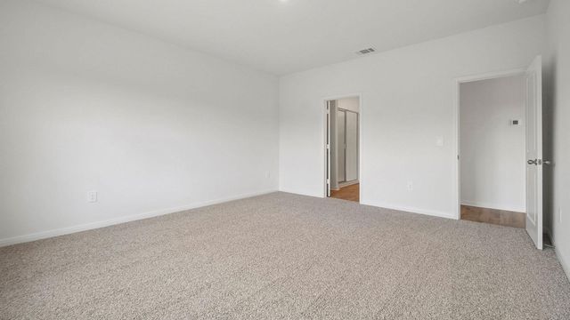 203 MUSTANG LAKE CIR, Buda, TX 78610