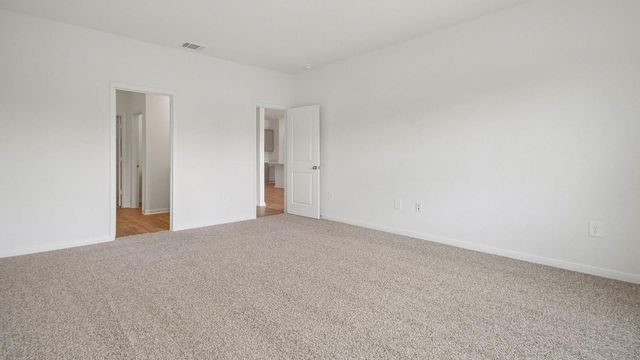 203 MUSTANG LAKE CIR, Buda, TX 78610
