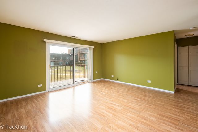 631 Derry Court 2C, Schaumburg, IL 60193