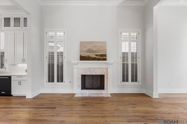10718 Bird Song Dr, Baton Rouge, LA 70810