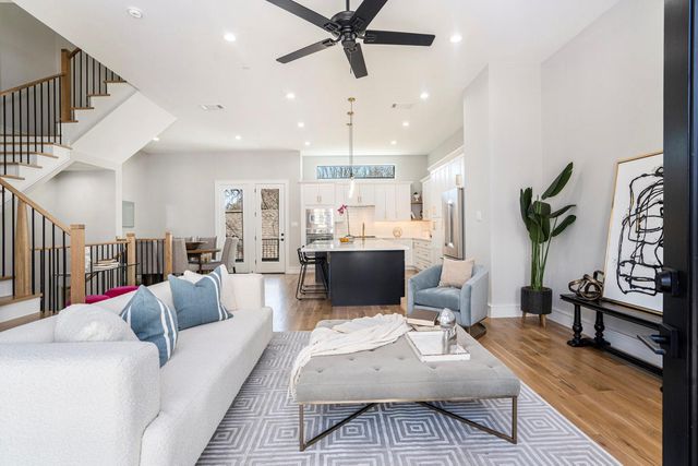 2216 Francis Street, Houston, TX 77004