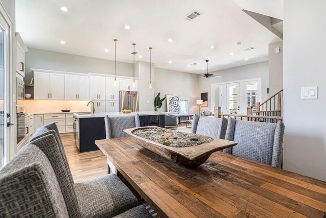 2216 Francis Street, Houston, TX 77004