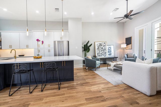 2216 Francis Street, Houston, TX 77004