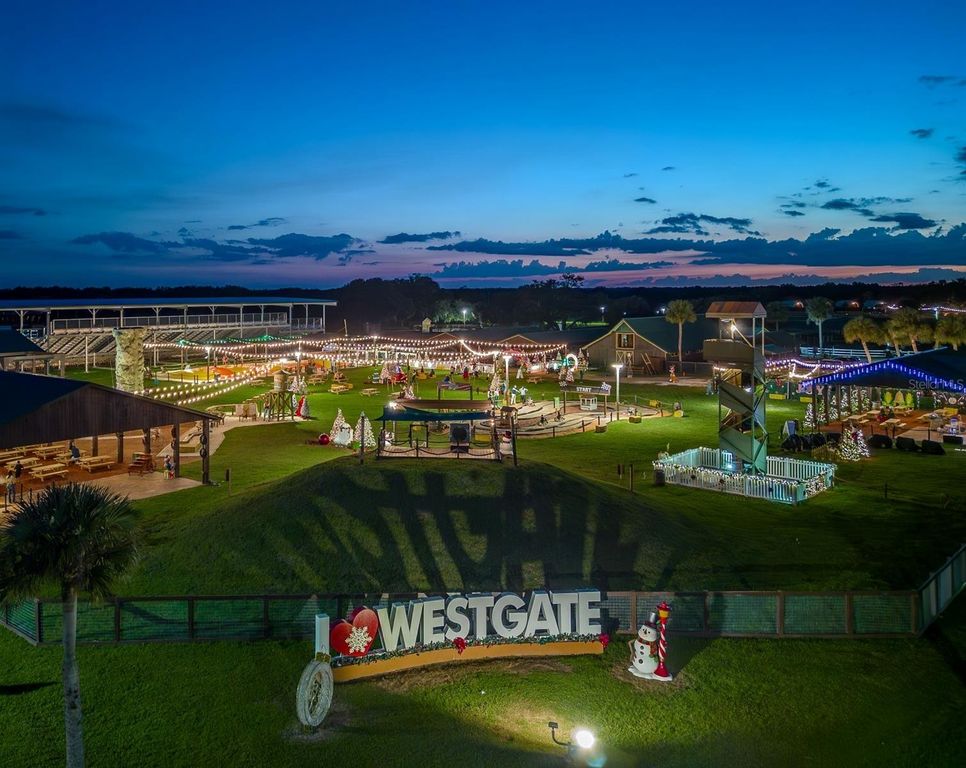 Image 10 of property listing at 3200 RIVER RANCH BOULEVARD 225, River Ranch, FL 33867