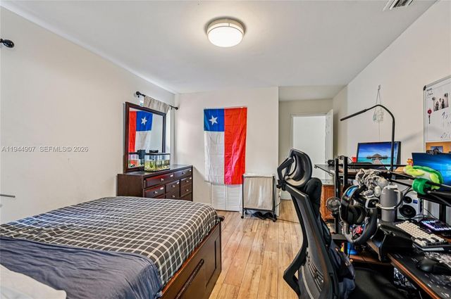 700 Verona Ct, Weston, FL 33326