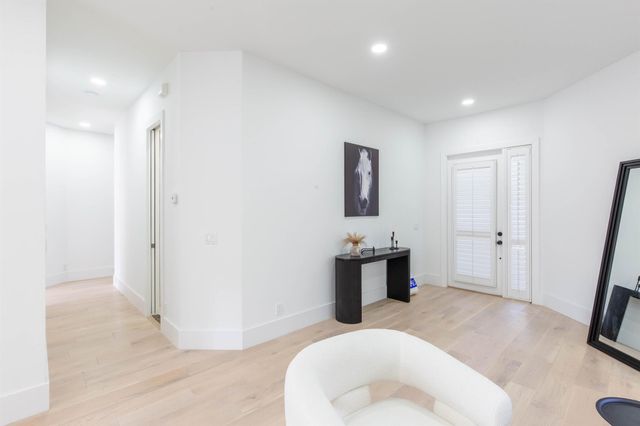 2443 Players Ct, Wellington, FL 33414