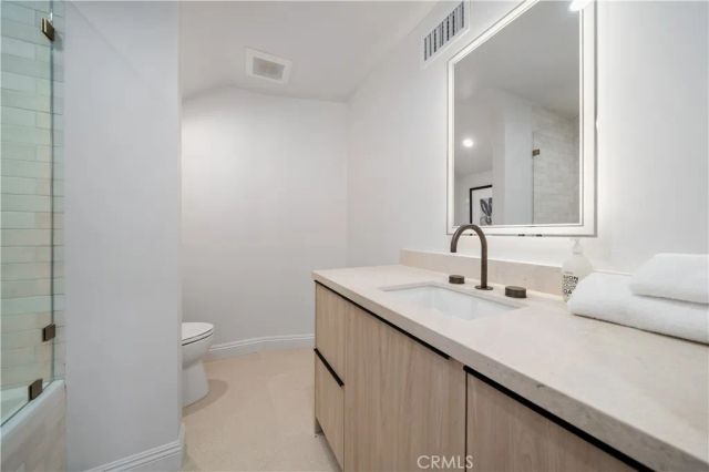 3636 Camino De La Cumbre, Sherman Oaks, CA 91423