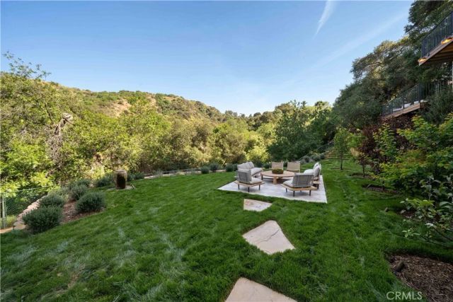 3636 Camino De La Cumbre, Sherman Oaks, CA 91423