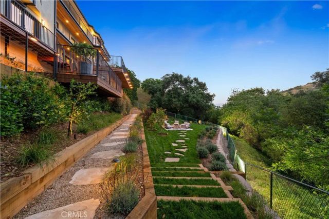 3636 Camino De La Cumbre, Sherman Oaks, CA 91423