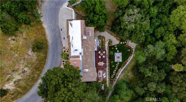 3636 Camino De La Cumbre, Sherman Oaks, CA 91423