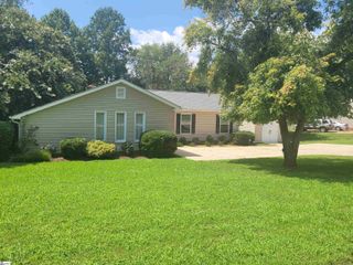 100 Hunters Trail, Greenville, SC 29615