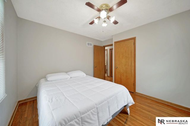 5411 Knox Street, Lincoln, NE 68504