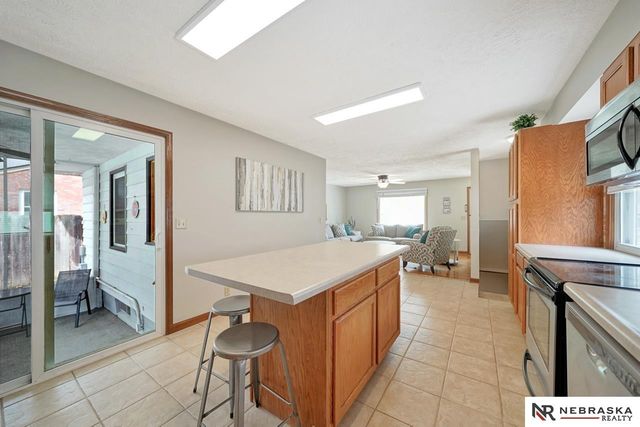 5411 Knox Street, Lincoln, NE 68504