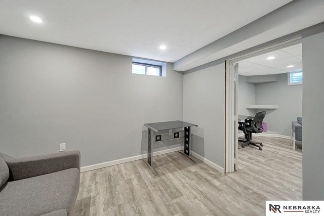 5411 Knox Street, Lincoln, NE 68504