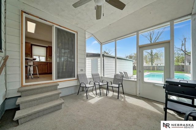 5411 Knox Street, Lincoln, NE 68504