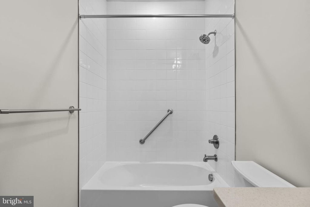 Image 34 of property listing at 1223 OLEANDER WAY, Odenton, MD 21113