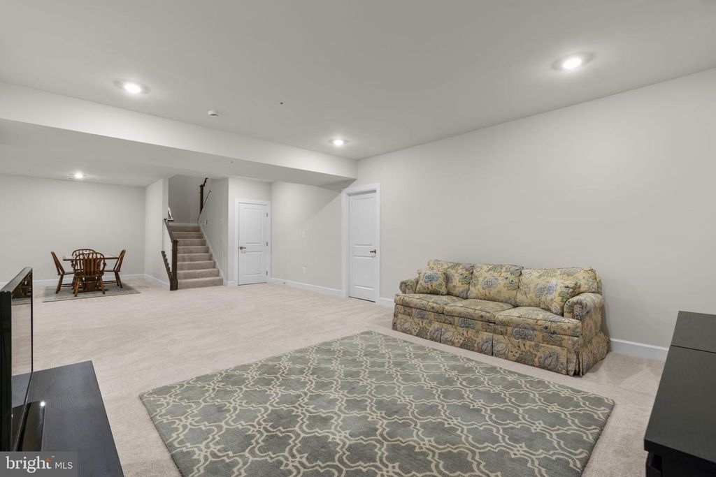 Image 38 of property listing at 1223 OLEANDER WAY, Odenton, MD 21113