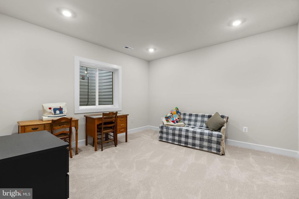 Image 44 of property listing at 1223 OLEANDER WAY, Odenton, MD 21113