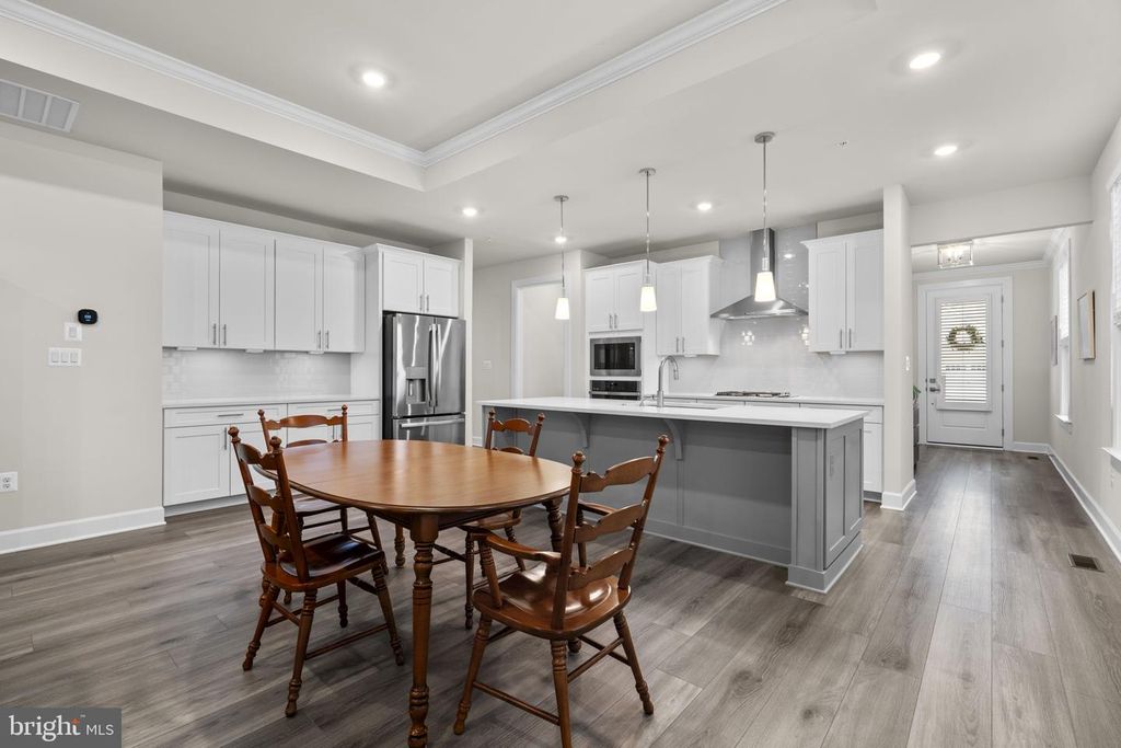 Image 9 of property listing at 1223 OLEANDER WAY, Odenton, MD 21113