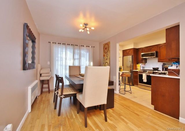 423 Parkview Avenue, Yonkers, NY 10710