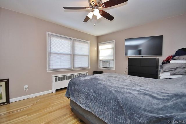 423 Parkview Avenue, Yonkers, NY 10710