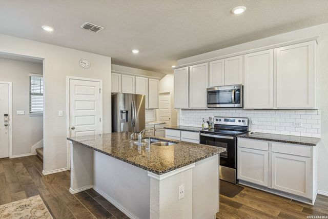 4303 Brigade Bend, Converse, TX 78109