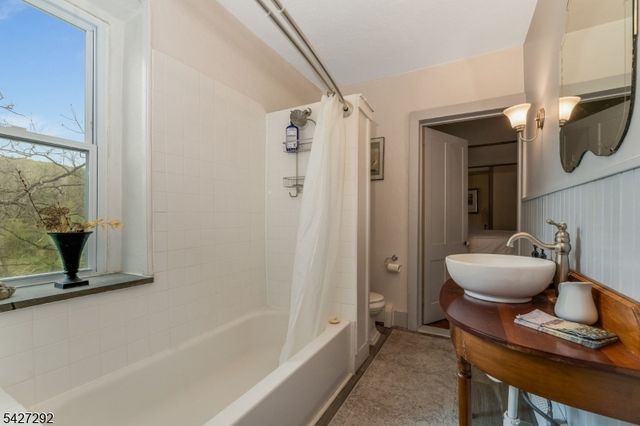 226 Finesville Road, Pohatcong Twp., NJ 08865
