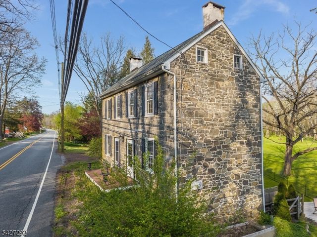 226 Finesville Road, Pohatcong Twp., NJ 08865
