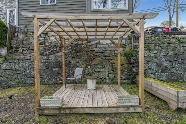 226 Finesville Road, Pohatcong Twp., NJ 08865