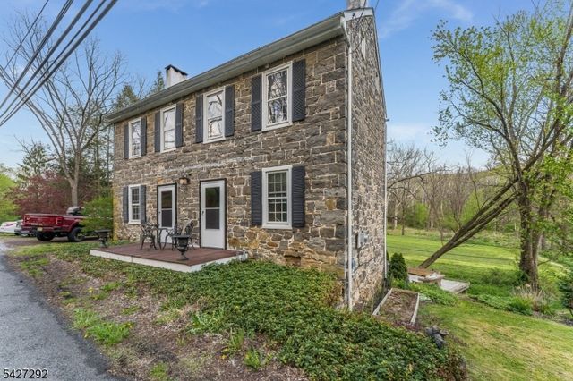 226 Finesville Road, Pohatcong Twp., NJ 08865