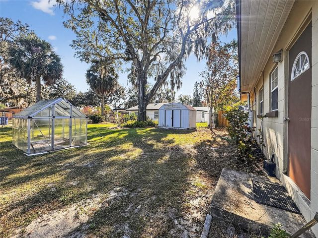 510 N BARROW AVENUE, Tavares, FL 32778