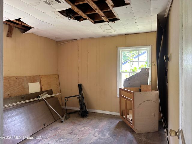 2874 Greenwood Avenue, Jackson, MS 39212