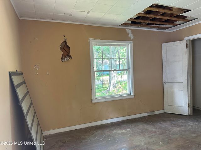 2874 Greenwood Avenue, Jackson, MS 39212