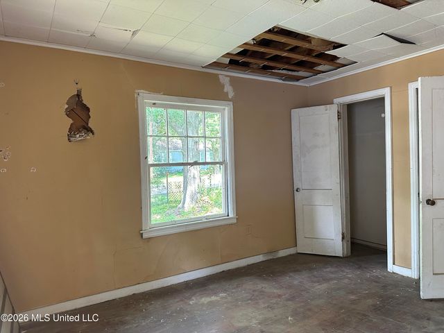2874 Greenwood Avenue, Jackson, MS 39212